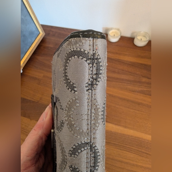 Coach Madison Zip Around Wallet - Picture 10 of 10